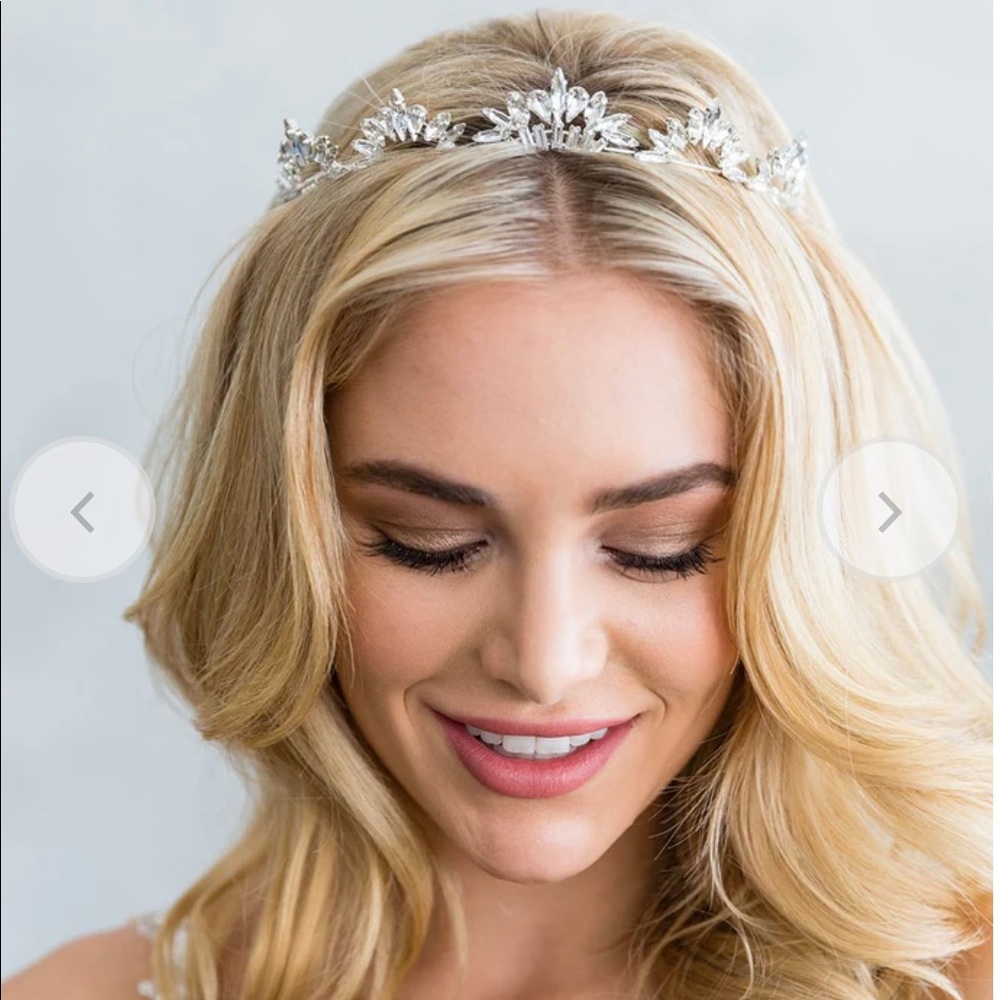 NWT BRIDES & HAIRPINS NATALA WEDDING CROWN